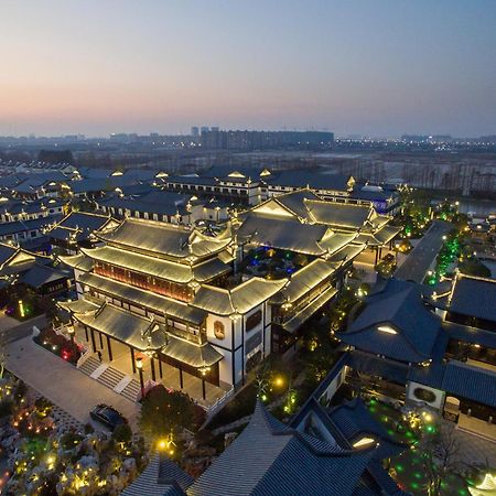 Royal Garden Hotel Shanghai-Free Shuttle To And From Disney & Pvg & Close Metro Line2 Easy To Sha New Expo Exterior photo